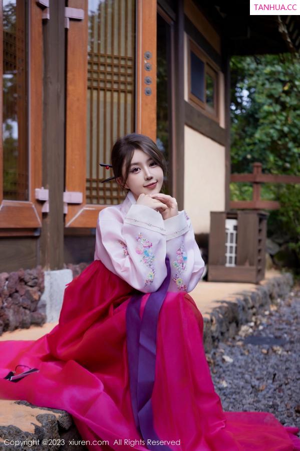 tina_甜仔  [XiuRen]高清写真图 2023.10.18 No.7522 tina_甜仔 济州岛旅拍第8张图片